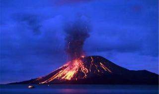 富士山预计还有多少年才会爆发 富士山预言今年八月喷发